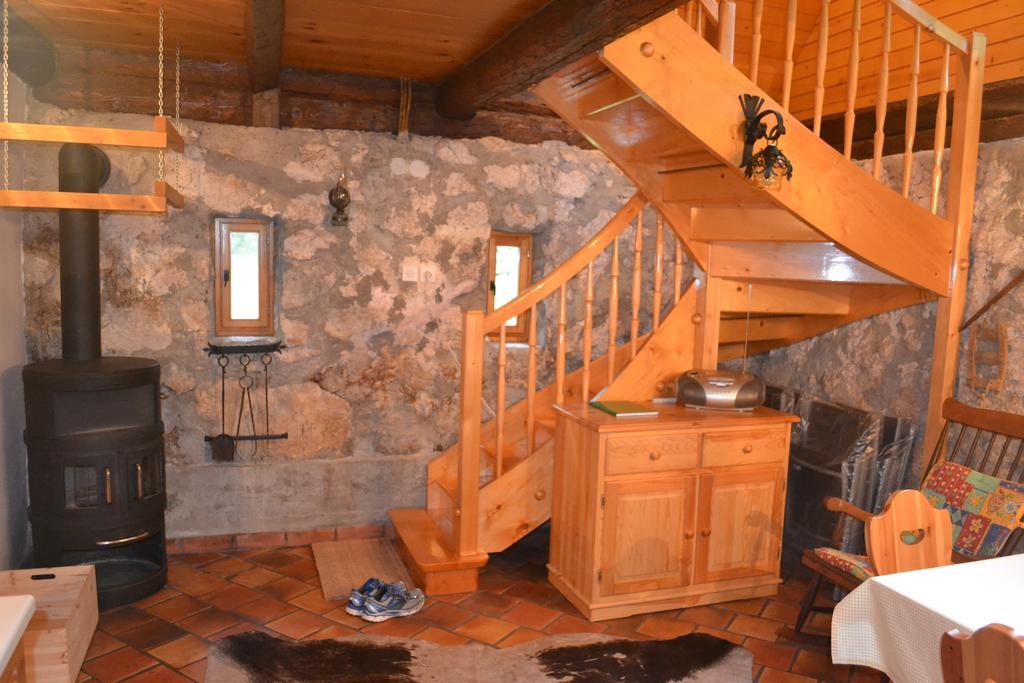 Вилла House Pod Lipo Трента Экстерьер фото